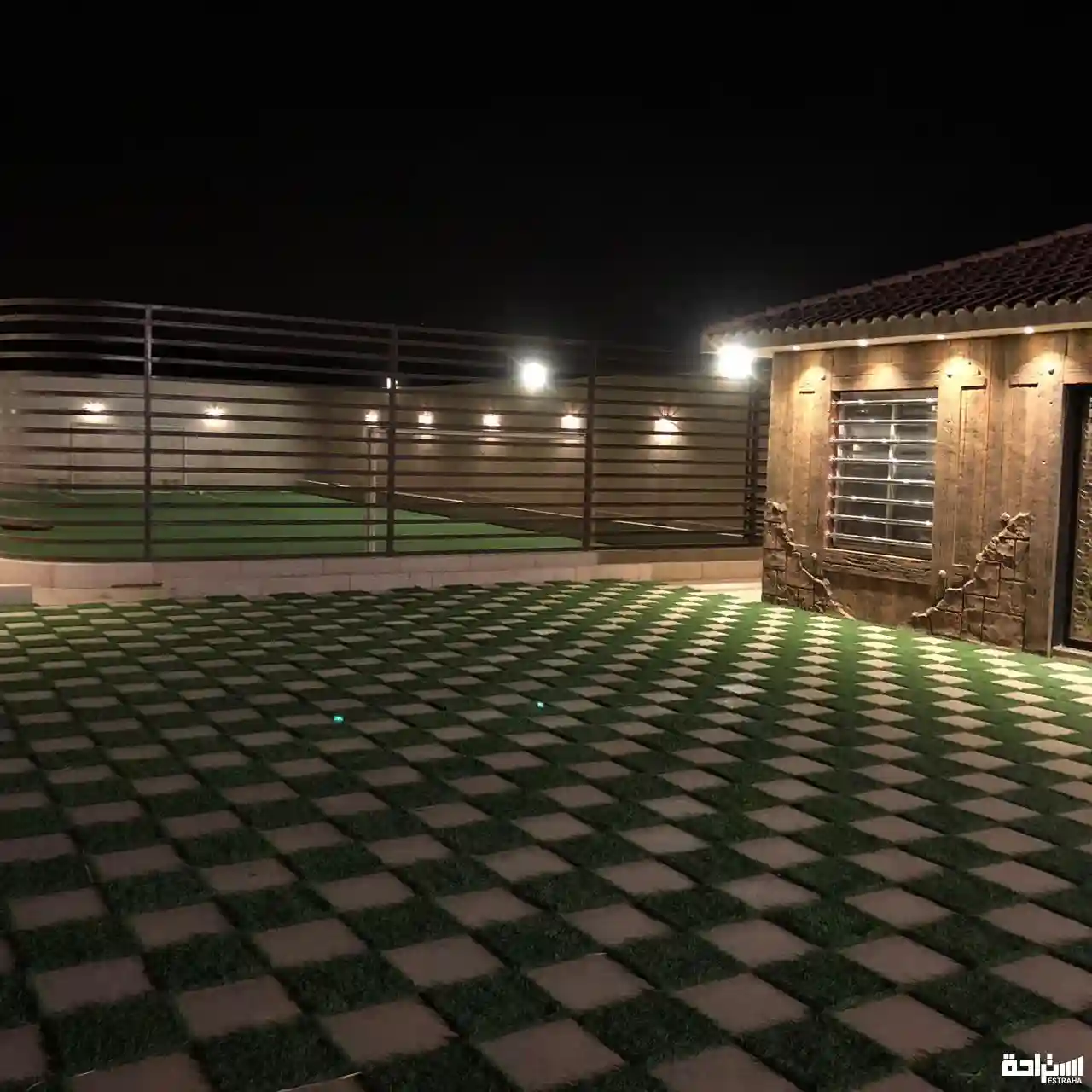 شاليه النرجسيه